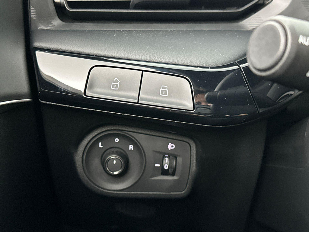 MG 3 1.5 hybrid standard | snel leverbaar | camera | climate control | carp