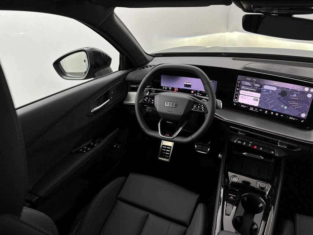 Audi Q3 s edition e-hybrid 272 pk trekhaak l leer l tech+
