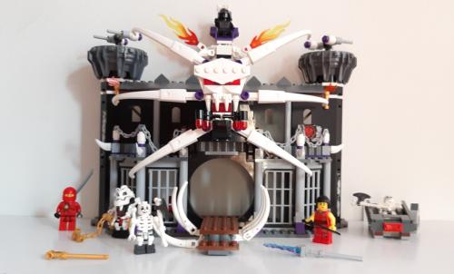 LEGO NINJAGO  2505: Spinner Duistere Fort Garmadon