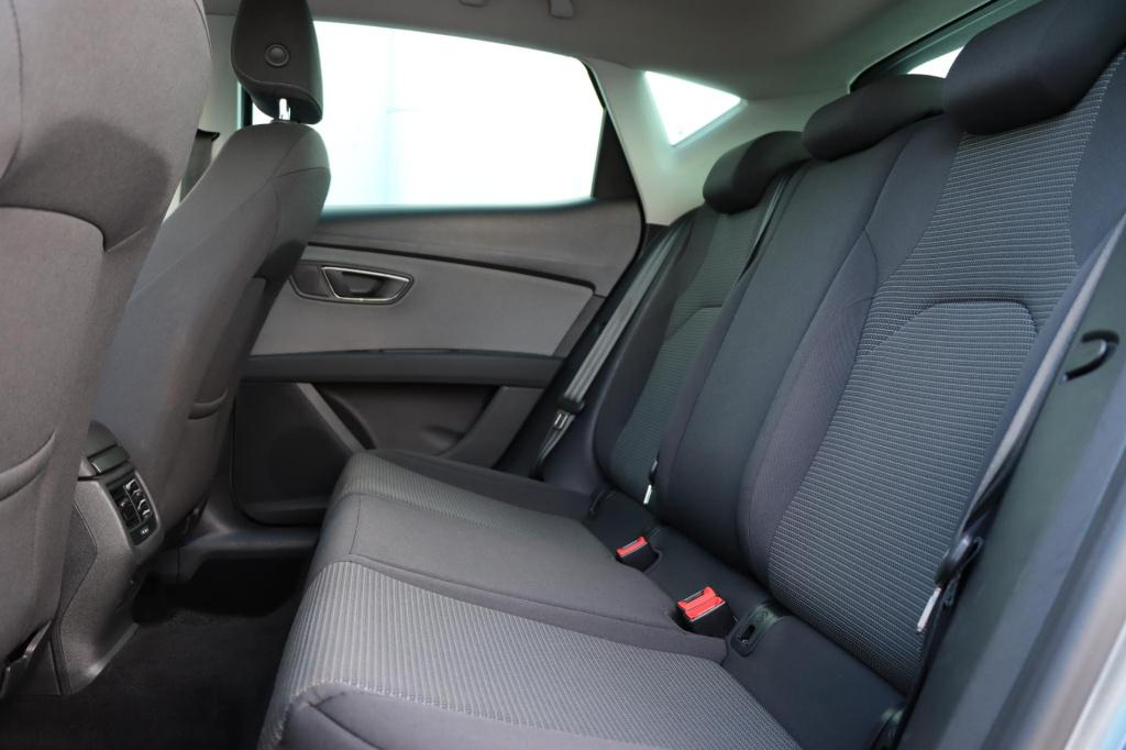 Seat Leon 1.0 ecotsi style business intense 115pk