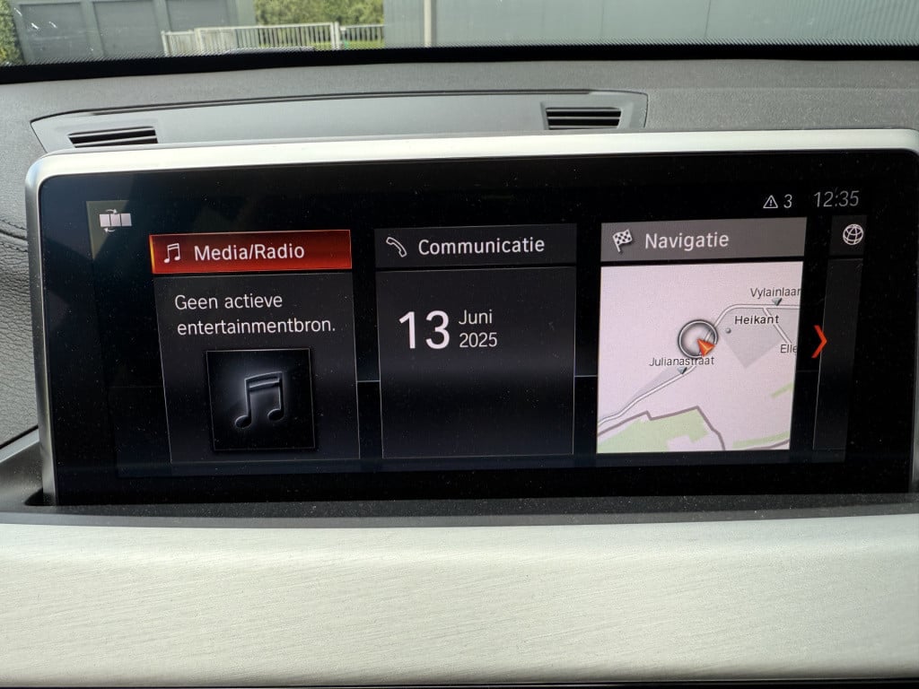 BMW X1 s-drive18i 140pk high executive