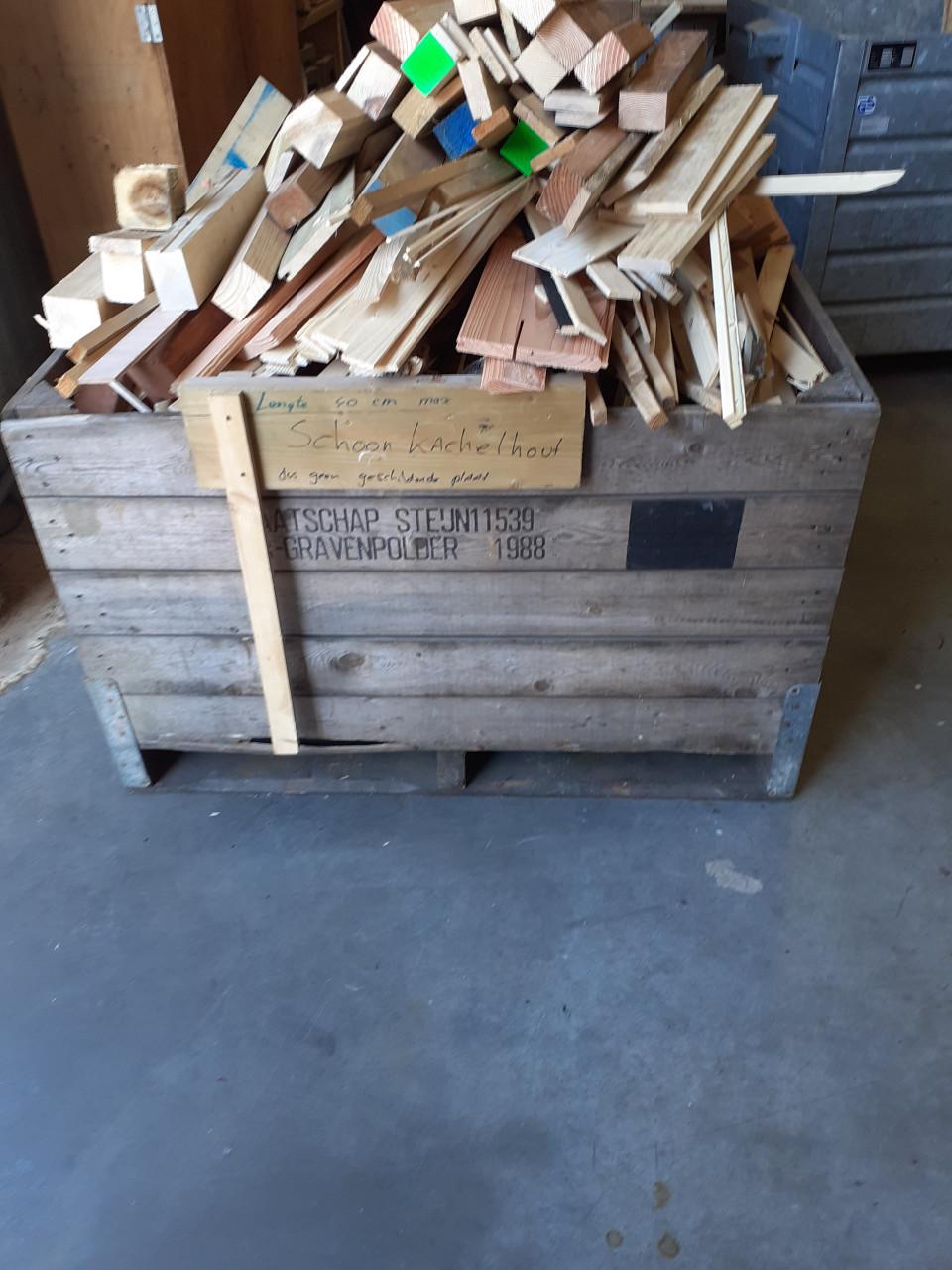 Kist kachelhout voor 10 euro