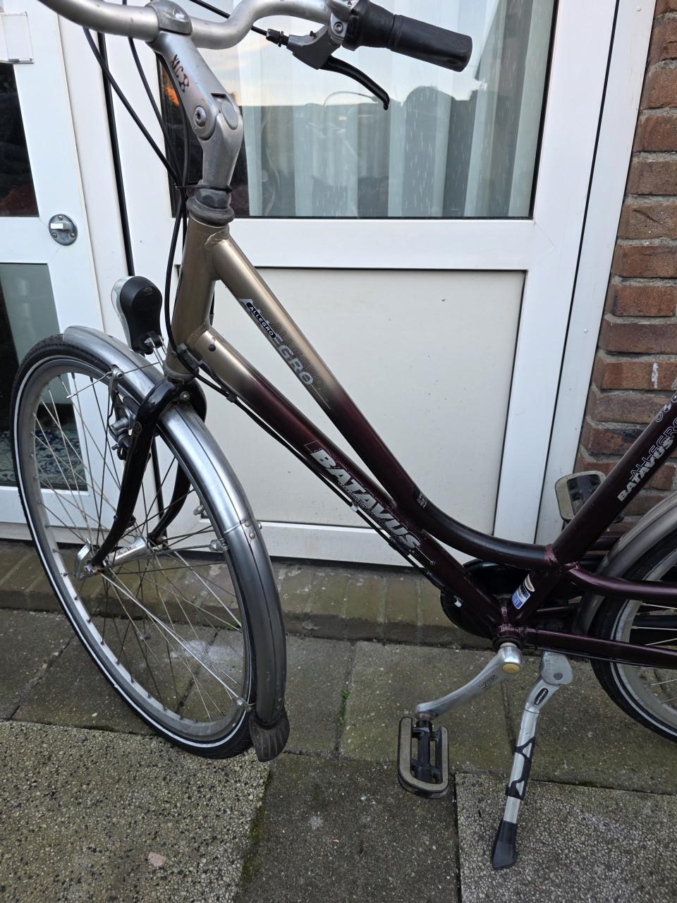 Dames fiets BATAVUS met 7 versnellingen-Fr.maat 58cm-28inch