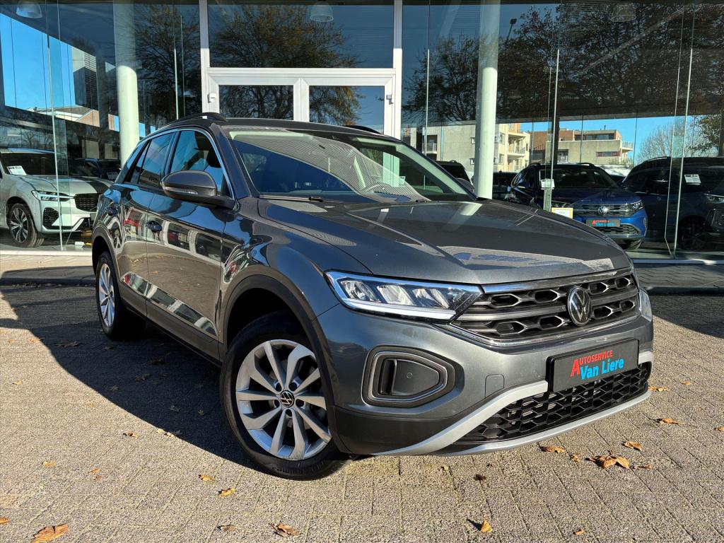 Volkswagen T-roc 1.5 tsi 150pk 7-dsg life edition| navi|carplay|autom inpar