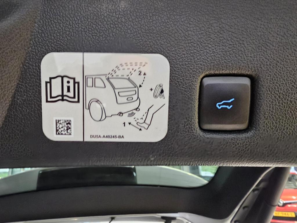 Ford Kuga 2.5 phev titanium x