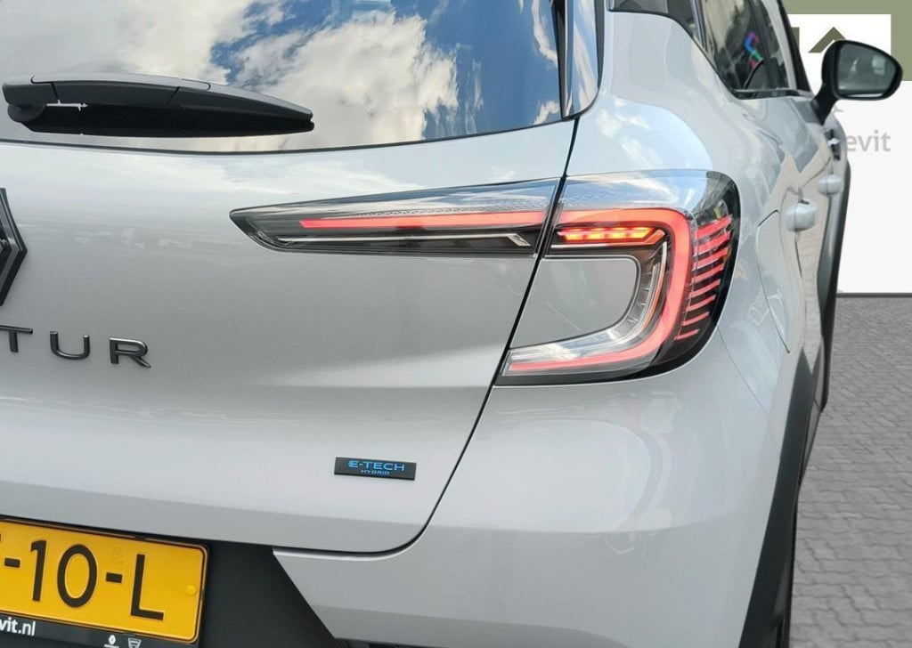 Renault Captur 1.8 e-tech full hybrid 160 esprit alpine - pack light & soun