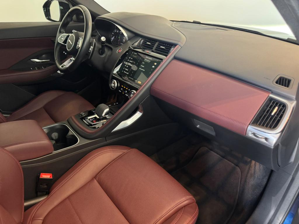 Jaguar E-pace 1.5 p300e awd r-dynamic s