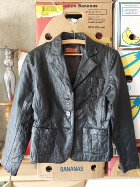 Te koop zgan 3 dames winterjassen