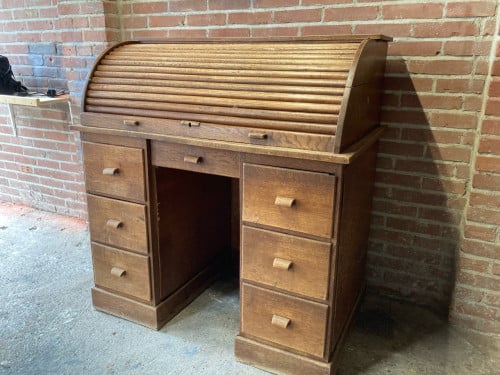 Houten bureau