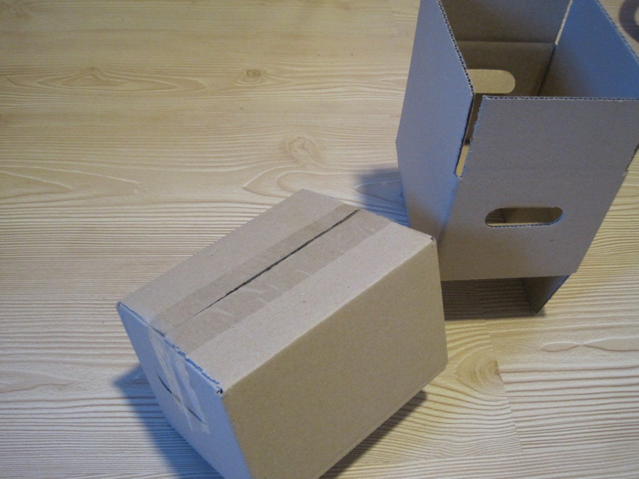 Verpakkingsdoosjes afm. 169 x 124 x 105 mm met handgrip
