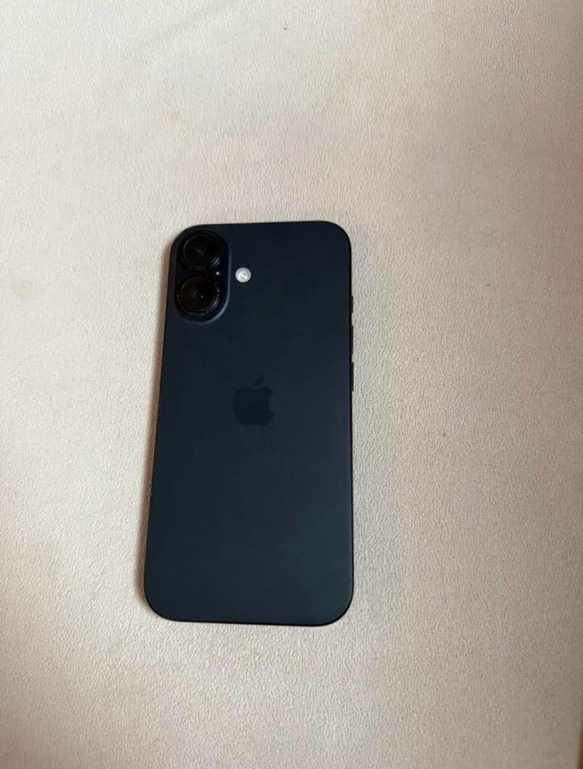 IPhone 16 | Als nieuw