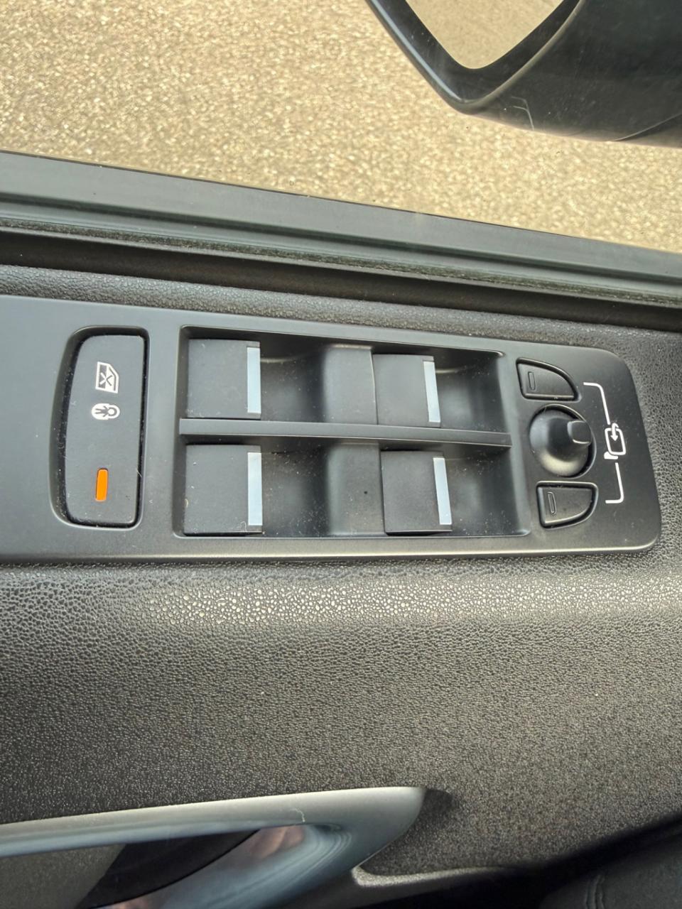 Land Rover Discovery 2.0 td4 se 7 persoons
