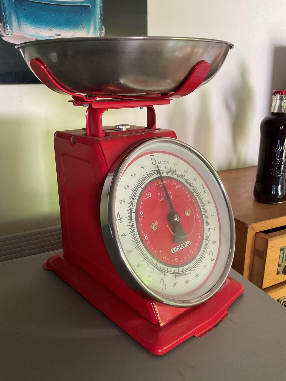 Vintage keukenweegschalen