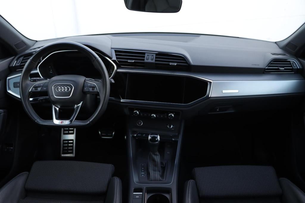 Audi Q3 sportback 45 tfsi e s edition 245pk s-tronic | soh 97,8% |