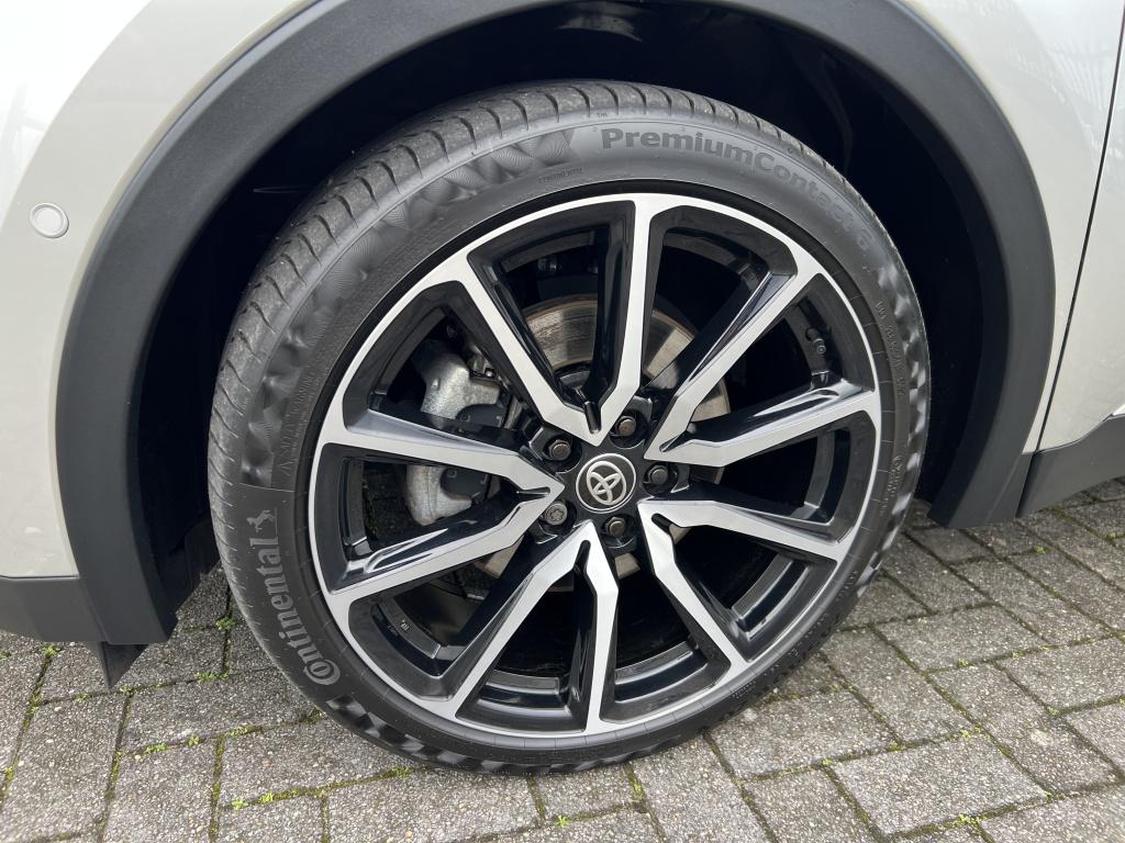 Toyota C-hr 2.0 phev 220 gr sp