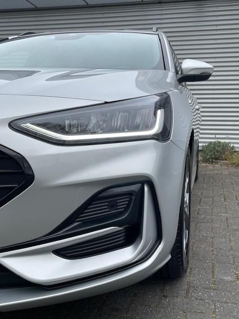 Ford Focus wagon 1.0 ecoboost hybrid st line | apple carplay ecoboost hybri