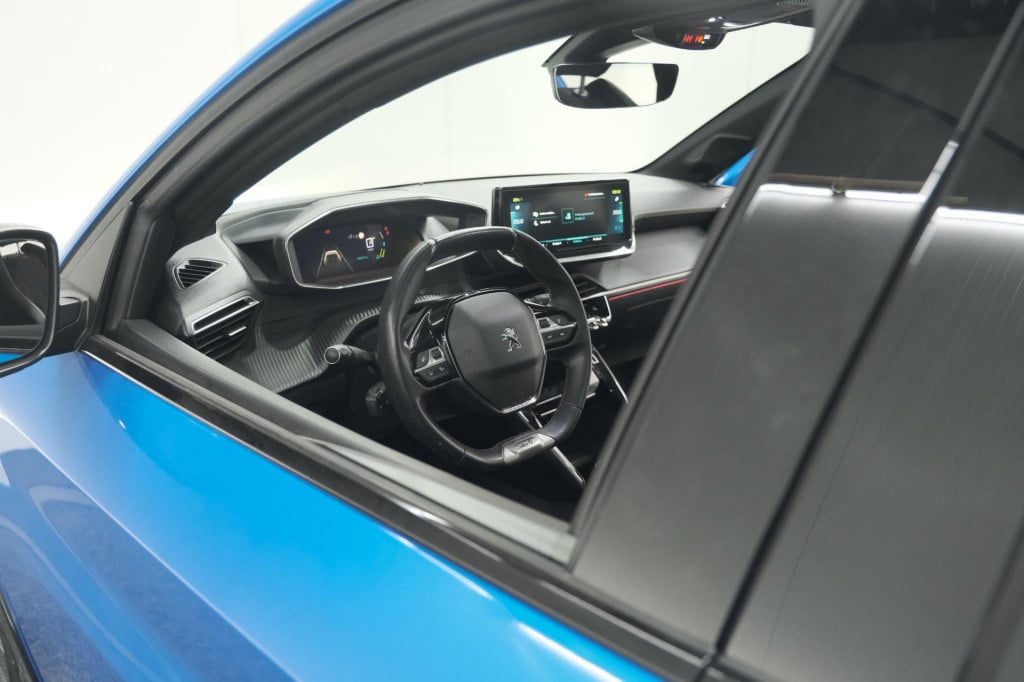Peugeot 208 ev gt pack 50 kwh | 3 fase | camera | panoramadak | dodehoekdet