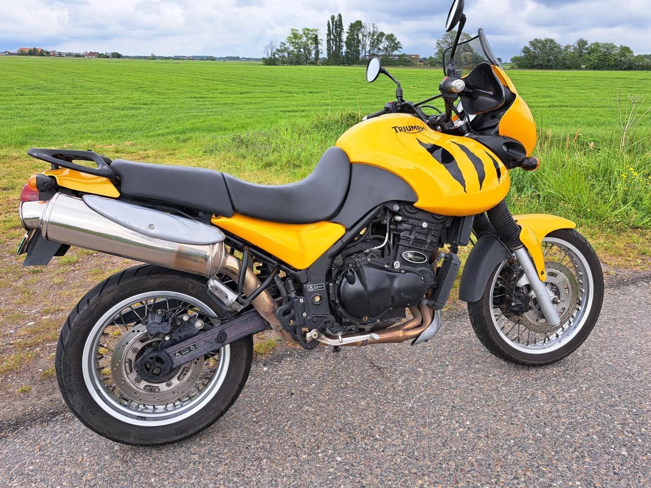 Triumph Tiger 955i met Topkoffer (inruil mogelijk!)