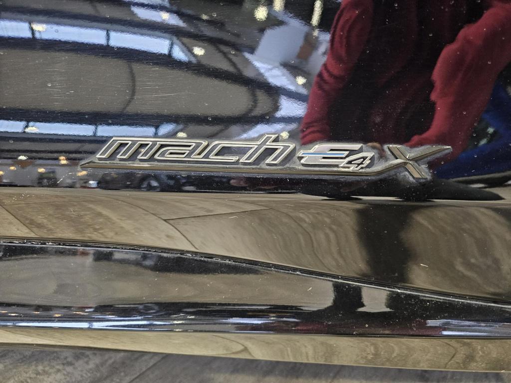 Ford Mustang Mach-e gt extended awd 98 kwh gt 487 pk awd