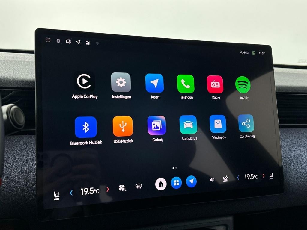 Lynk & Co 02 core 66kwh 272pk| 1600kg trekg| pano|adap.cruise| carplay | ac