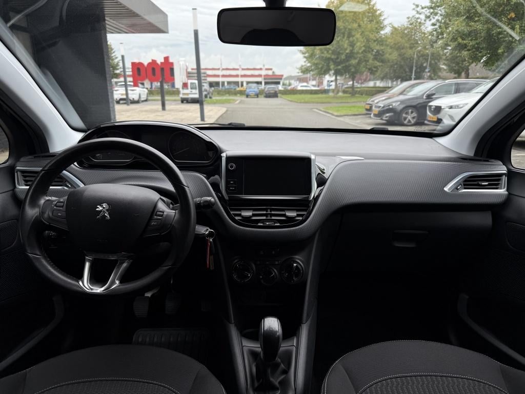Peugeot 208 1.2 pt style