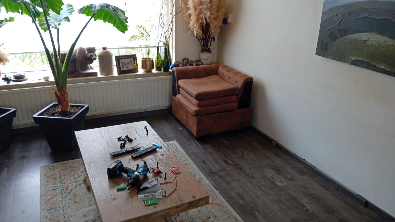 Laatste kans ophalen GRATIS Chesterfield (look) hoekbank 6-zits