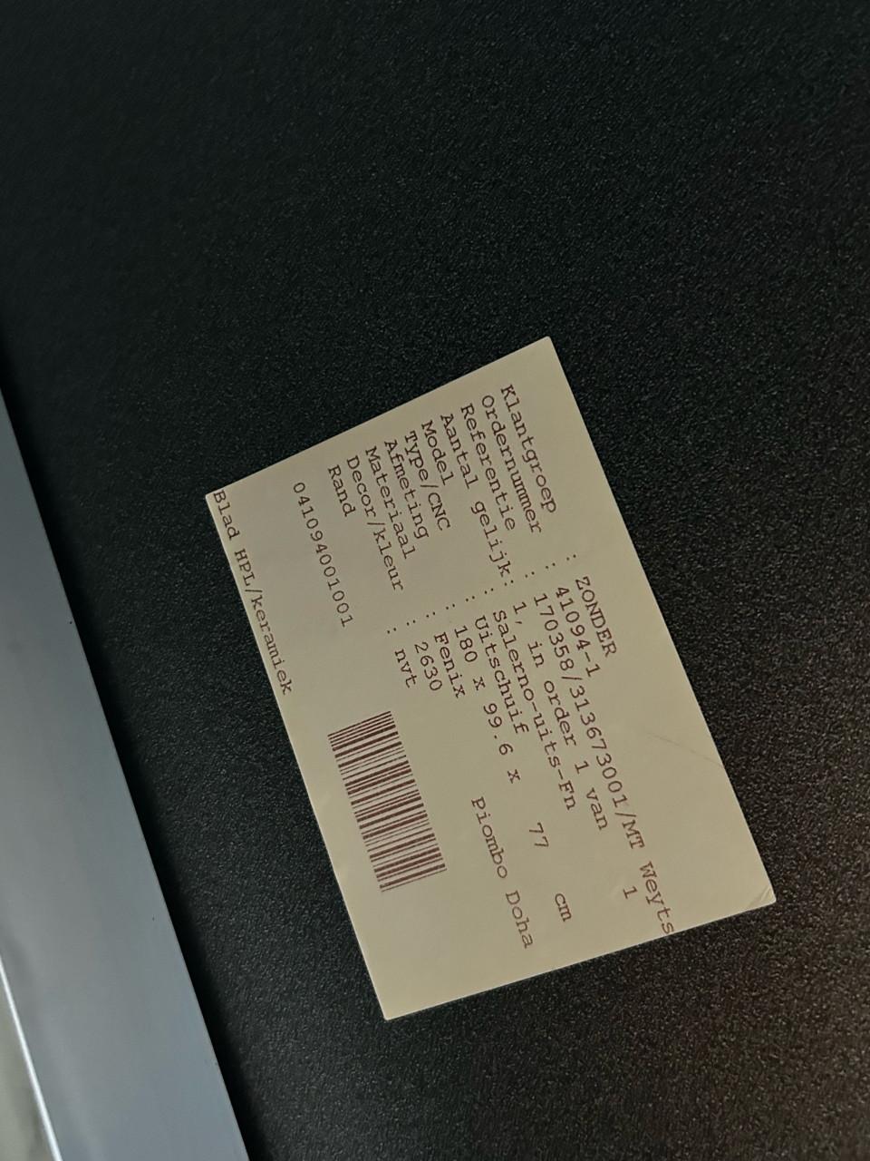 Eettafel fenix met HPL + keramisch blad