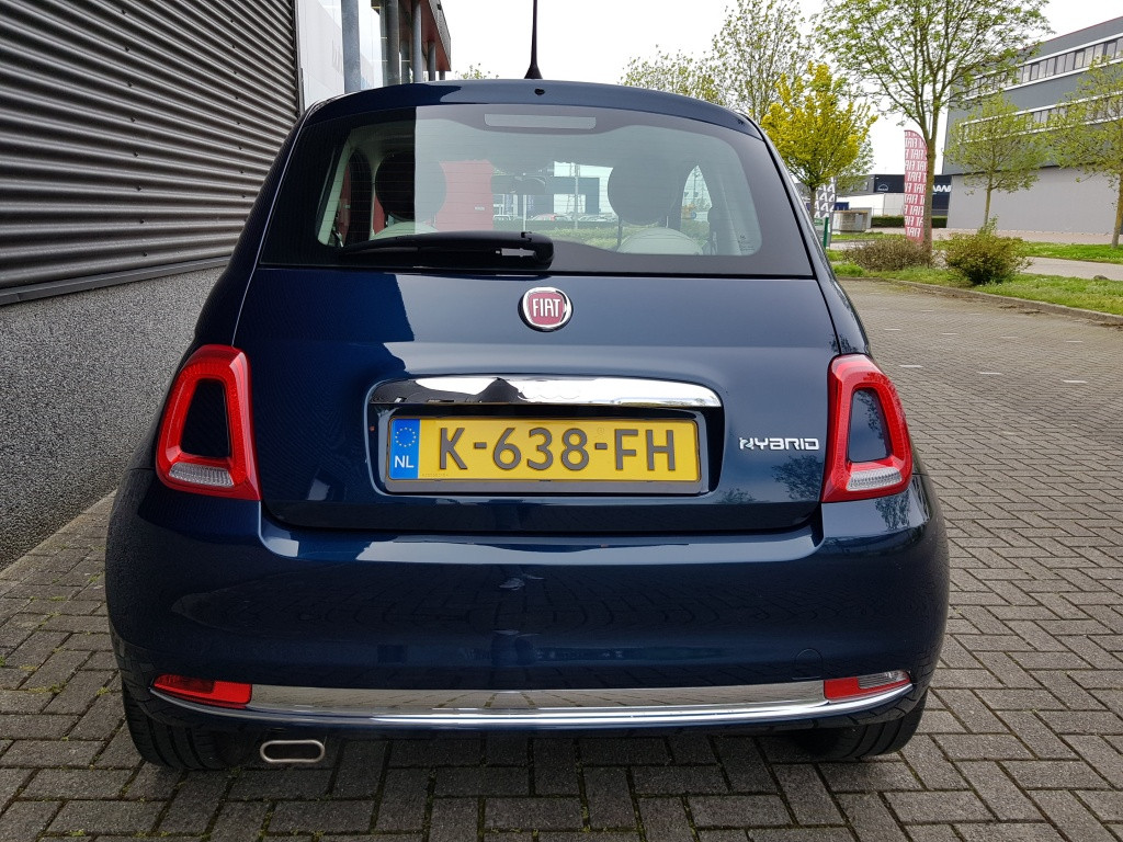 Fiat 500 hybrid lounge