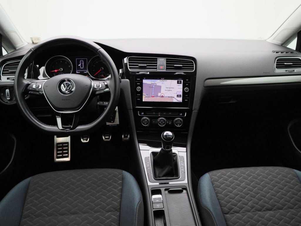 Volkswagen Golf variant 1.0 tsi comfortline | iq-drive | lmv | navigatie | 