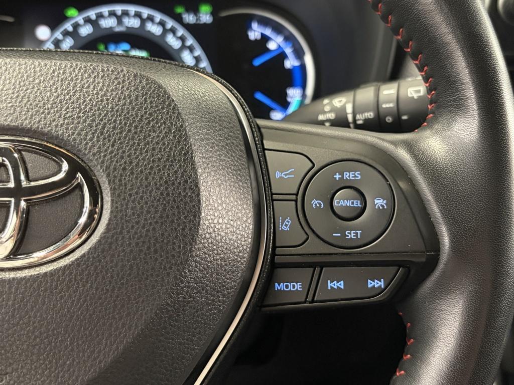 Toyota Rav4 2.5 plug-in hybrid awd executive bi-tone| 360camera| jbl| adap.