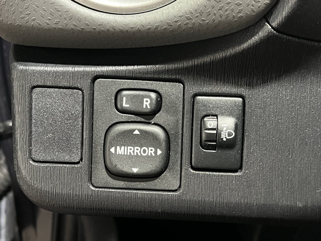 Toyota Yaris 1.3 vvt-i aspiration | airco | camera |