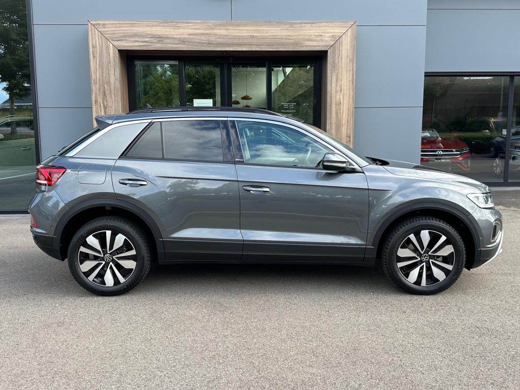 Volkswagen T-roc 1.5 tsi 150pk move | navi | carplay | stoelverwarming | ri