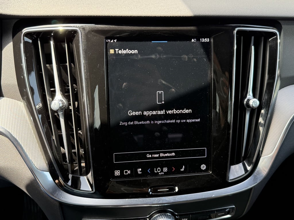Volvo V60 t6 398pk recharge plus dark| panodak| adap.cruise| trekhaak| cam