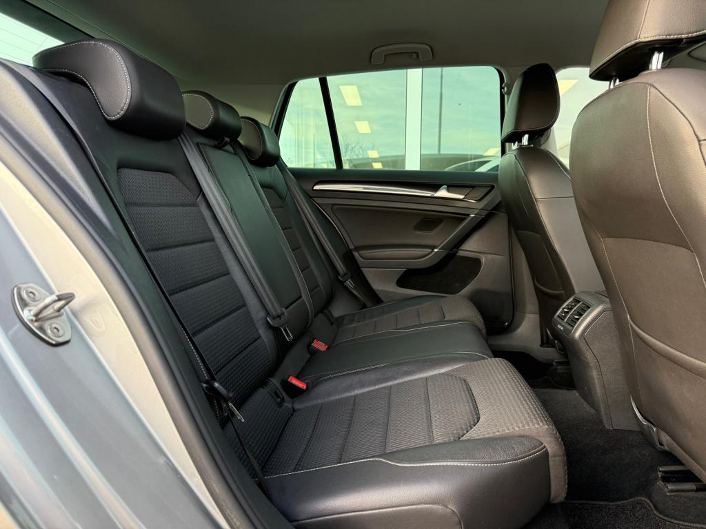 Volkswagen Golf 1.2 tsi connected series