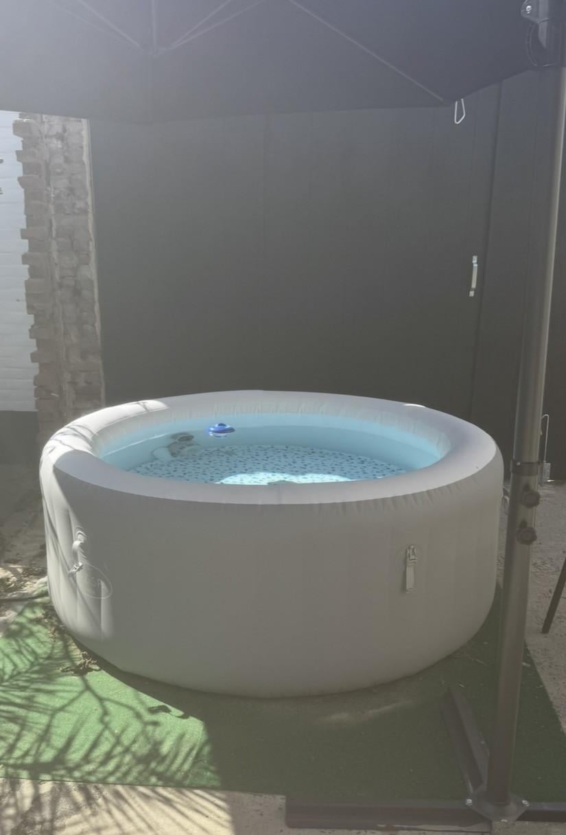 Lay-Z Opblaasbare jacuzzi