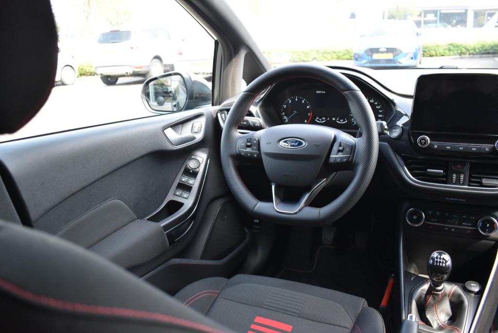Ford Fiesta 1.0 ecoboost hybrid st-line | cruise control | climate control 
