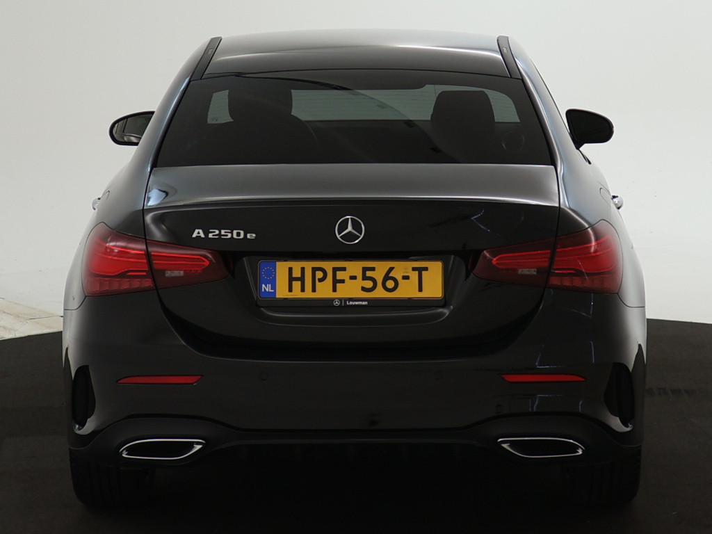 Mercedes-Benz A-Klasse 250 e amg line | amg line advanced plus | night pakk