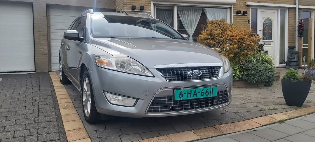 Tekoop zeer mooie Ford Mondeo 2.0 I Wagon