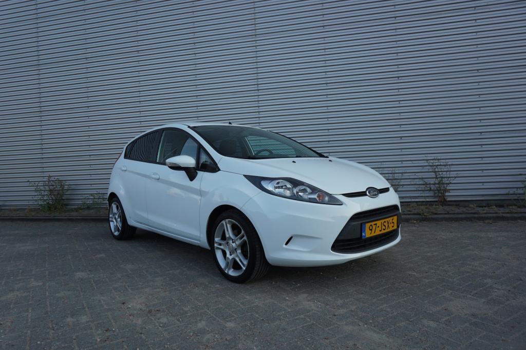 Ford Fiesta 1.25 limited airco / elektr. ramen / lm velgen / nap