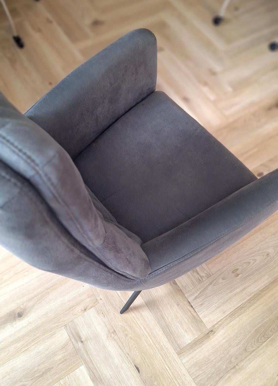 2 comfortabele stoelen