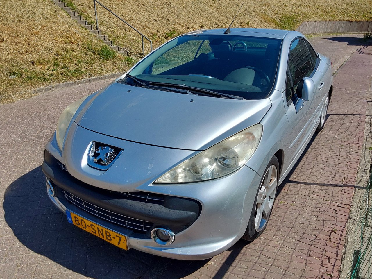 Auto