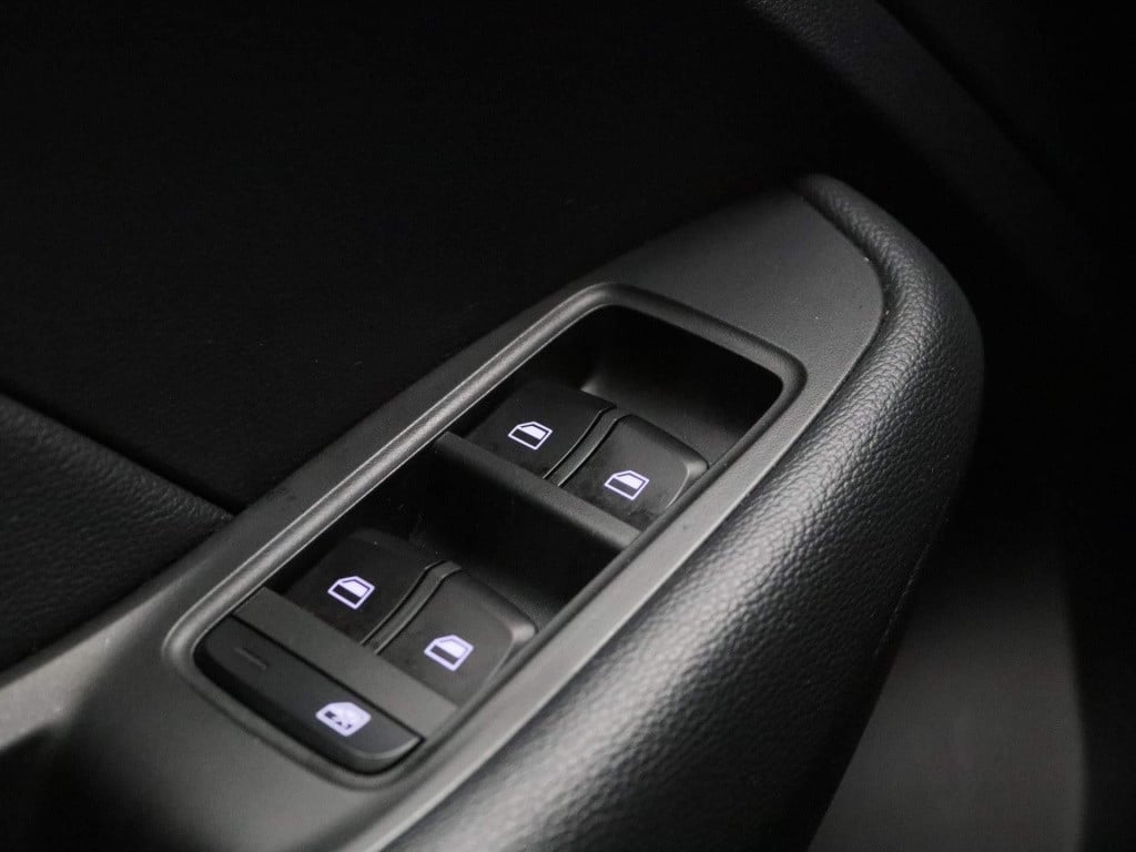 MG Zs-ev mg luxury 45 kwh aut. | panoramadak | leder | navigatie | airco | 