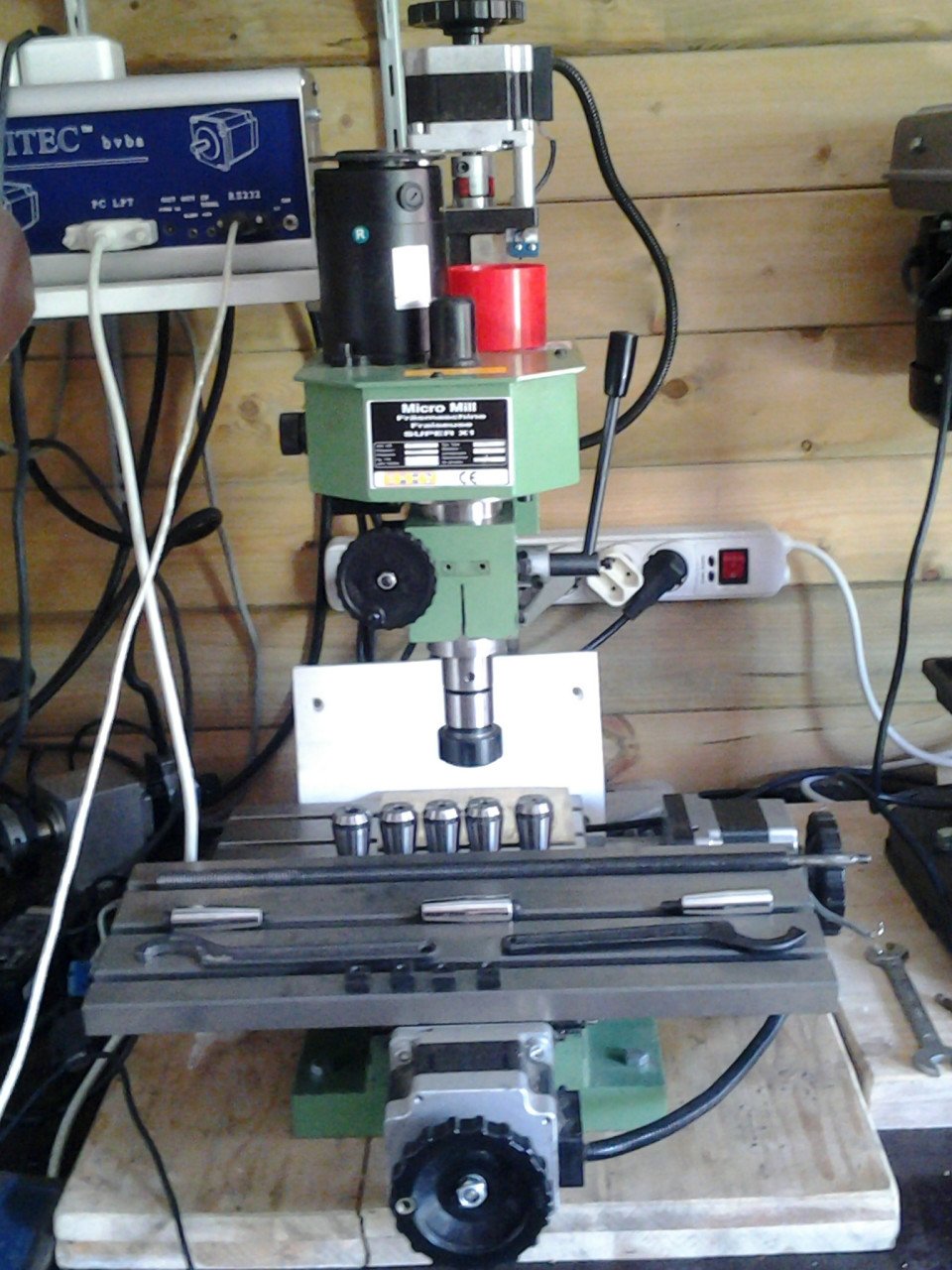 CNC Apparatuur