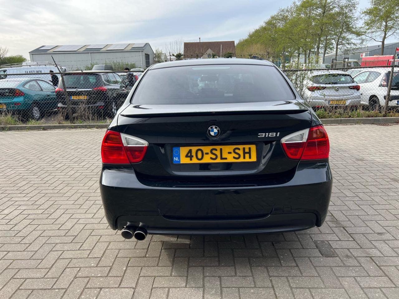 BMW 3-Serie 318i Uitlaat klep systeem/ Airco
