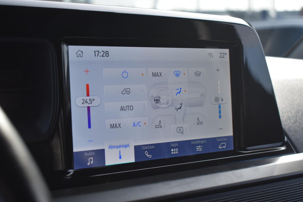 Ford Transit Courier 1.0 ecoboost limited | automaat | benzine | climate co