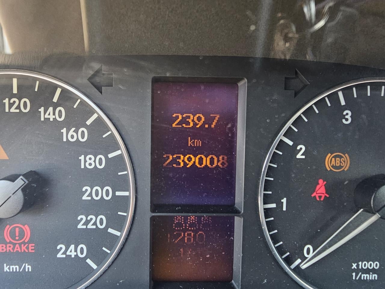Netjes onderhouden Mercedes A-Klasse- APK tot Juni 2027!