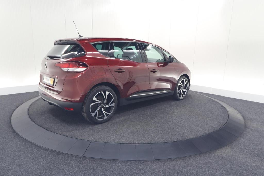 Renault Scenic tce 140 edc limited | camera | stoelverwarming | navigatie |