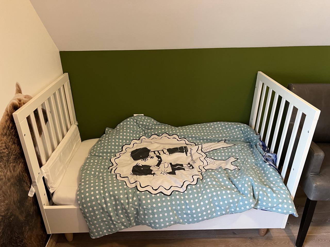 Peuterbed 140x70 Petit Amelie incl.matras
