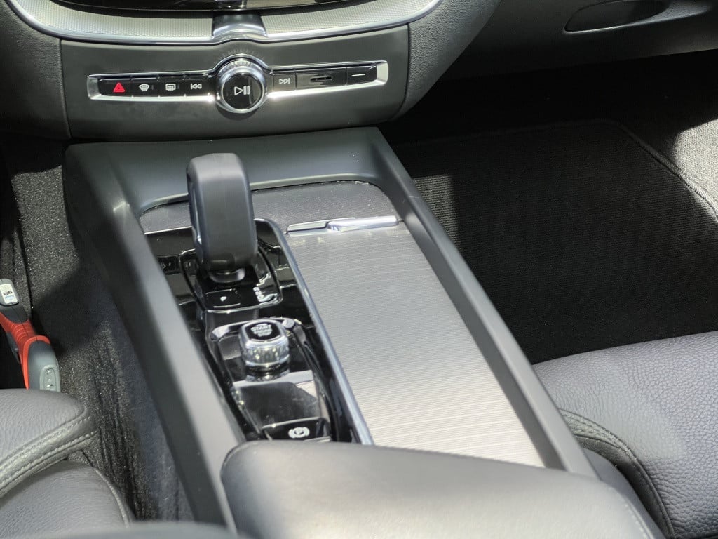 Volvo XC60 2.0 t6 awd plus + bright leder/360 cam./hk premium sound