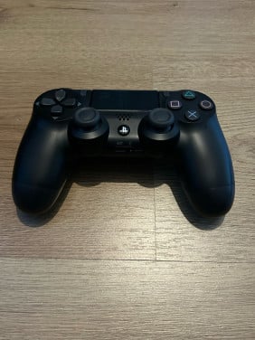 Diverse Playstation 4 Dualshock controllers te koop!
